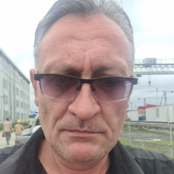 Михаил Маврин